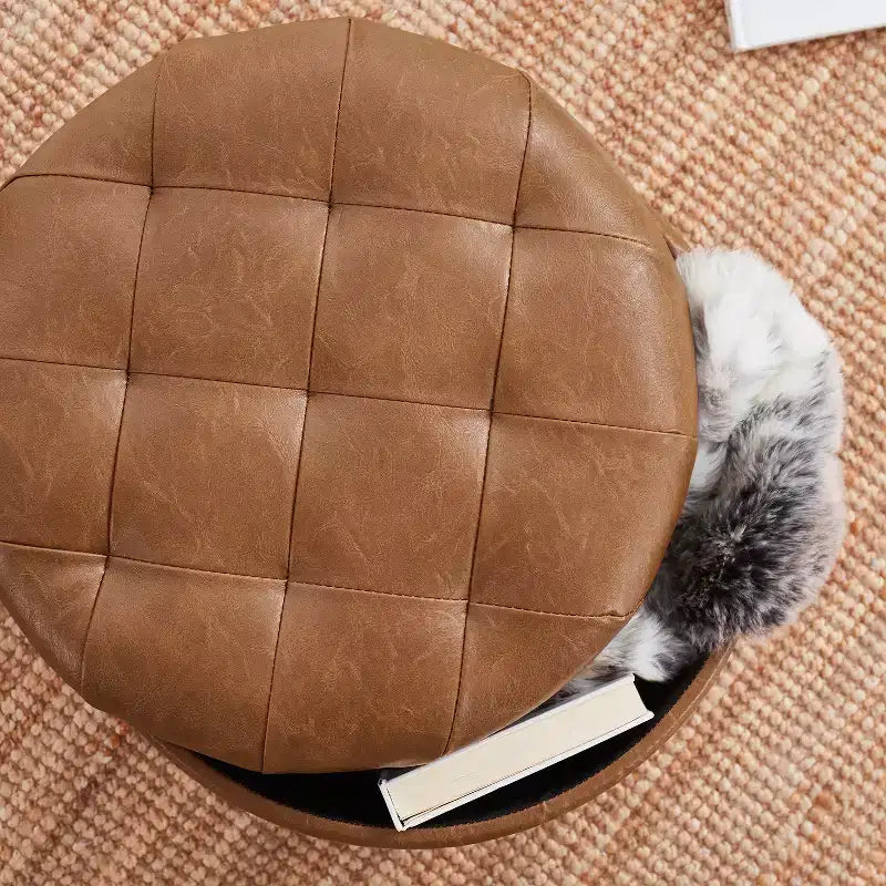 Pouffe de rangement rond capitonné en similicuir avec pieds en bois