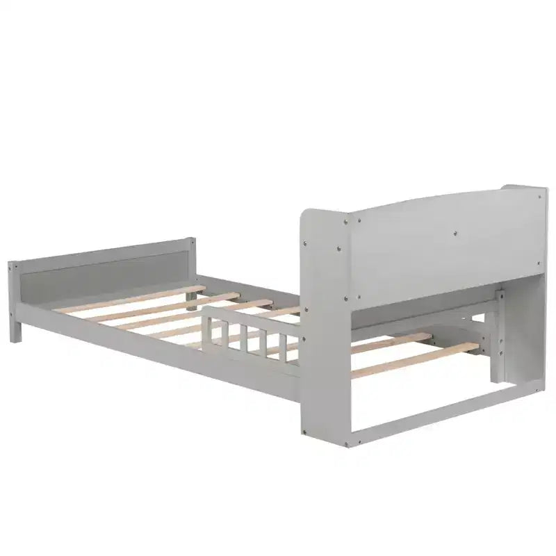 Lit en bois Twin Pine avec tête de lit bibliothèque et LED à détecteur de mouvement, barrières réglables, lit pour enfant