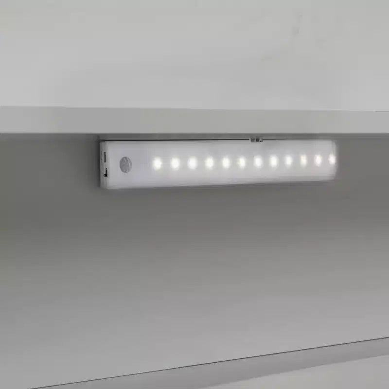 Lit en bois Twin Pine avec tête de lit bibliothèque et LED à détecteur de mouvement, barrières réglables, lit pour enfant
