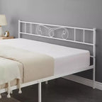 Cadres de lit plateforme en métal King Size, tête et pied de lit en fer forgé, lattes en acier, rangement sous le lit, silencieux, aucun sommier tapissier requis, noir