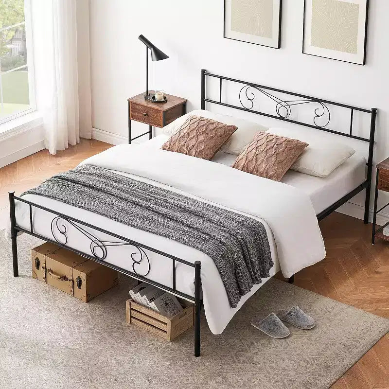 Cadres de lit plateforme en métal King Size, tête et pied de lit en fer forgé, lattes en acier, rangement sous le lit, silencieux, aucun sommier tapissier requis, noir