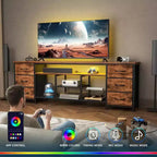 Meuble TV marron de 180 cm avec station de charge, lumières LED, 6 tiroirs en tissu, console multimédia en cuir PU pour téléviseurs jusqu'à 80 pouces, rangement de chambre à coucher