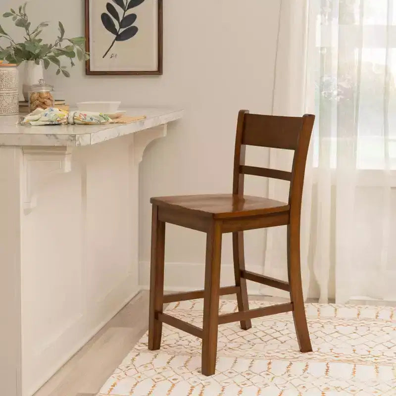 Tabouret de bar hauteur comptoir, bois d'hévéa noyer, dossier à lattes, hauteur d'assise 61 cm